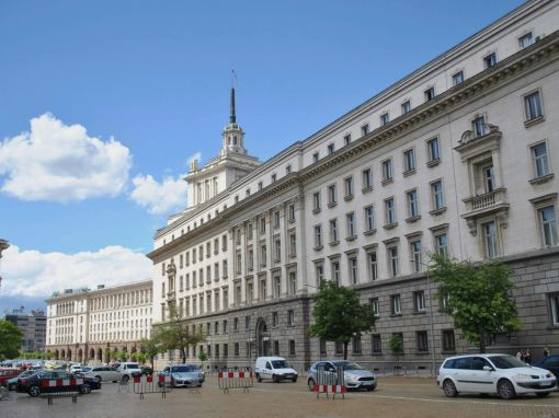 Handyman Service for Commercial & Government Organizations